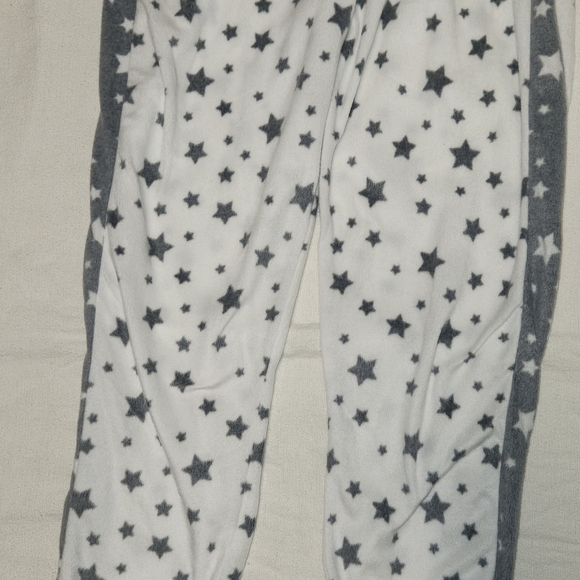 BCBG Girls Youth Lounge Pants  Gray white star pajama girls 14/16 pants fuzzy - Picture 4 of 7